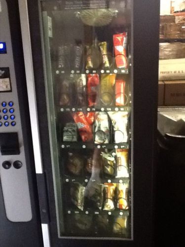 USI Satellite Frozen Vending Machine