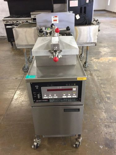 2012 henny penny 600c natural gas pressure fryer works great!! for sale