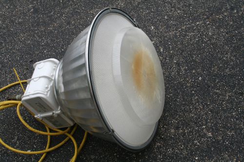 High Intensity Discharge Light Fixture HID 250 Bulb 120 Volt Metal Halide
