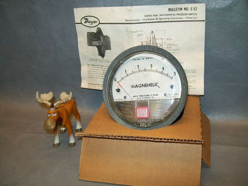 Dwyer Magnehelic 2005C, 0-5&#034; Differential Pressure Guage