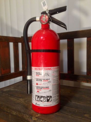 Kidde™ 10lb Fire Extinguisher 2-A 10-B:C ABC