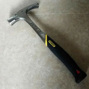 Stanley FatMax 16 Ounce AntiVibe Rip Claw Framing Hammer Rubber Handle 51-942