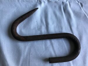 NICE Vtg S HOOK steel meat butcher kitchen freezer dress hunting, rusty patina