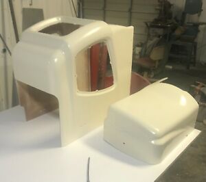 New Aftermarket Fiberglass Cowling set for McElroy Track 412 fusion machine