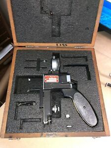 STARRETT NO. 1175 GROOVE GAGE WITH TIPS AND INDICATOR .0005&#034;