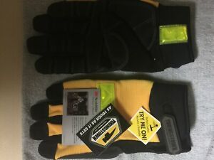 YOUNGSTOWN GLOVE CO.  Mechanics Gloves, Scotch Lite Reflective Material Sz L