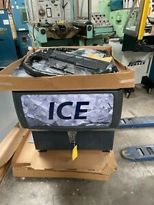 Scotsman® ID200B-1A Counter 200 Lbs. Capacity Ice Only Dispenser