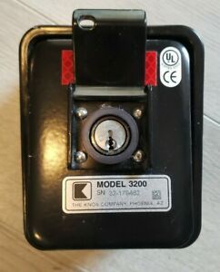 Commercial KnoxBox® 3200 Standard Capacity Keybox -(Black)