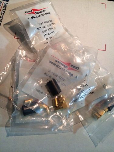2037-5005-00 OMNI SPECTRA RF Connector SMA PLUGS Right Angle Lot Of 8