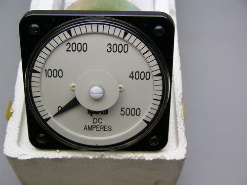 Yokogawa db-40 / 103121cazz7  0-5000a dc panel mount 4&#034;d ammeter calibrated 3/00 for sale