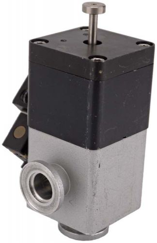 Varian nw16 a/o w/p.i. air-operated right-angle aluminum block valve l6282-331 for sale