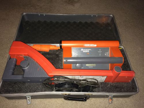 Metrotech 9850 / 950 utility line locator set with case 9800/9850 for sale