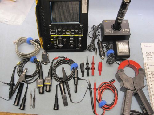 Tektronix ths720p handheld portible oscilloscope w/ accessories power analysis! for sale