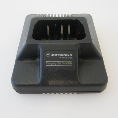 OEM Motorola IntelliCharge HTN9042A 120V Charger Base