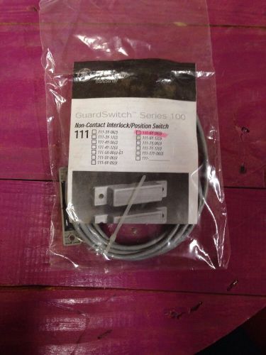 GE SECURITY GUARDSWITCH SERIES 100  111-6Y-06(J) (A2)