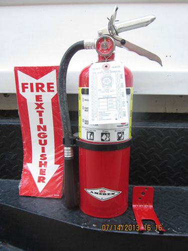 QUALITY 5-lb  ABC FIRE EXTINGUISHER W/NEW CERTIFICATION TAG, WALL BRACKET &amp; SIGN