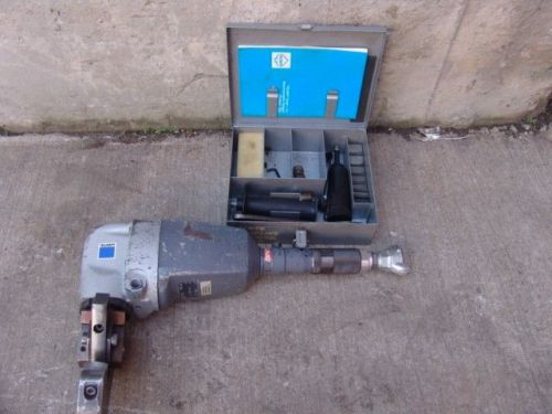 TRUMPF TKF P 101 PNEAUMATIC BEVELLING  BEVELLER WITH SET OF DIES     GREAT SHAPE