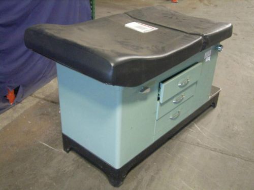 United Metal Fabricators exam table Great condition Northeast PA doctor tattoo *