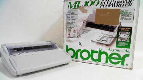 Brother Electronic Typewriter Daisy Wheel Total Correction White CHOP 4TXIz5