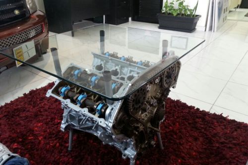 Engine glass table