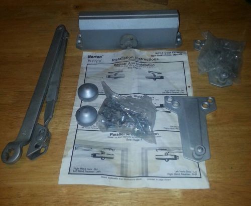 NORTON TRI-STYLE 1602-3 ALUM DOOR CLOSERS NON-HOLD-OPEN MODELS W/INSTRUCTIONS