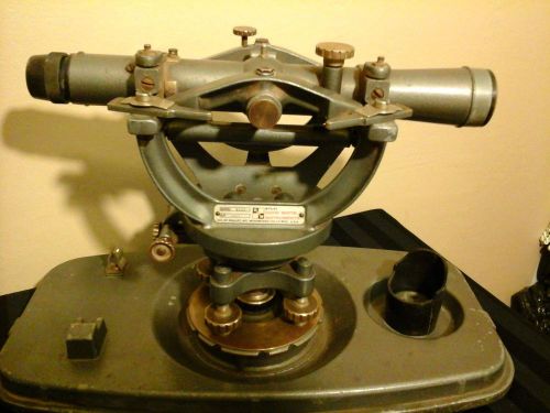 Vintage David White Surveying Instrument, 8300 model with case. Menomonee Falls
