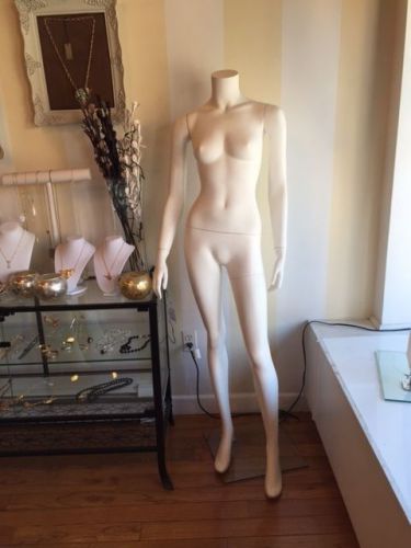 Retail/Boutique Mannequin with Stand