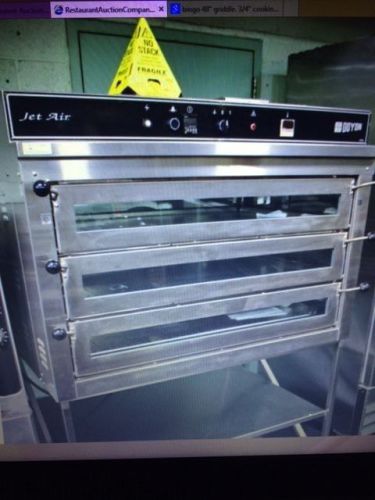 DOYON JET AIR PIZZA OVEN PIZ6 WITH FREE STAND ($995 VALUE)