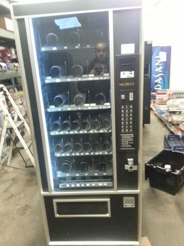 FSI 3016  Electrical Snack Vending Machine  Upgraded Bill Acceptor 3 Wide