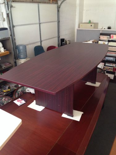8FT LONG BOAT SHAPE CONFERENCE TABLE by REGENCY OFFICE FURN in MAHOGANY LAMINATE