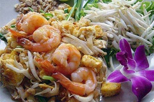 THAI FOOD RECIPE Stir-Fried Rice Noodle w/ Shrimp Pad-Thai-Goong