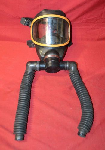 MSA Ultravue 7-948-4 Respirator Biological Chemical Gas Riot Mask - Large  J