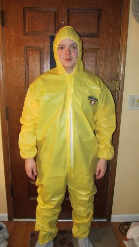 Lakeland_tyvek pe coated chemmax 1 chemical / epidemic suit_2xl_lot of 9 for sale