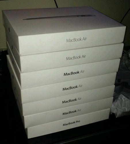 7 Empty Mac Book Air 13.3&#034; Boxes in mint condition + internal packaging 13 Inch