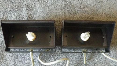 1 Pair of Federal Signal DS1 Single Strobe unit for Rear Deck or Trunk Flasher