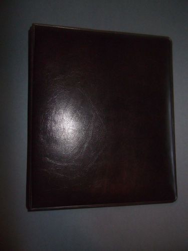 Franklin Quest 1 1/8&#034; Ultra Vinyl Binder cover. 9 3/8 x 7 1/2 inches. Burgundy.
