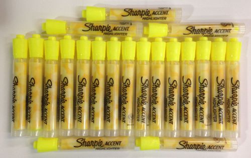 Sharpie Accent Highlighters, LOT of 20