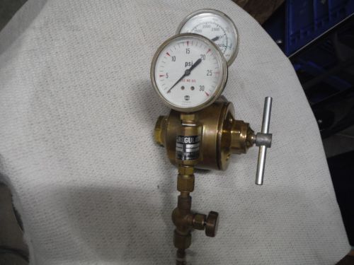Airco compressed gas regulator cga 320 for co2 methyl flouoride for sale