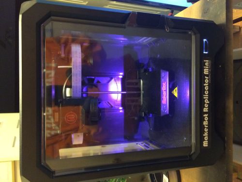 MakerBot Replicator Mini 3D Printer and Digitizer