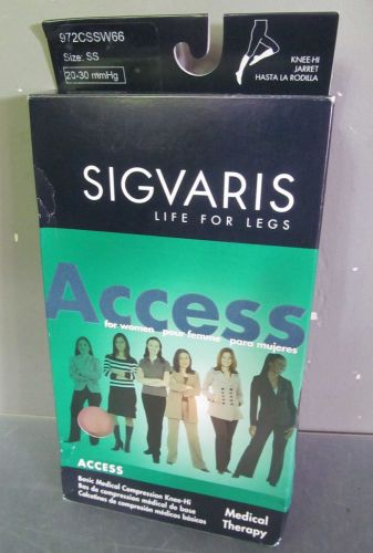 Sigvaris Access 20-30 mmHg Womens Closed Toe Knee High, Crispa, SS 972CSSW66