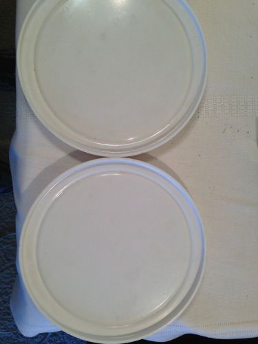 7.75&#034; ROUND PLASTIC PERSONAL SIZE PIZZA PAN LID Lot of 2  or ???