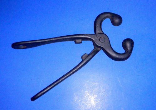 Cast Iron Cow / Bull Nose Lead