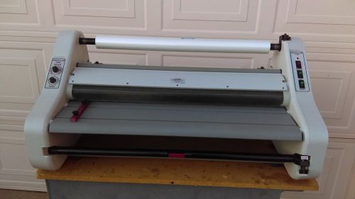 BANNER AMERICA MIGHTYLAM 2700 Roll Laminator (in good condition)