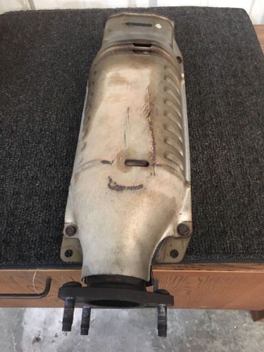 scrap catalytic converter - Honda OEM