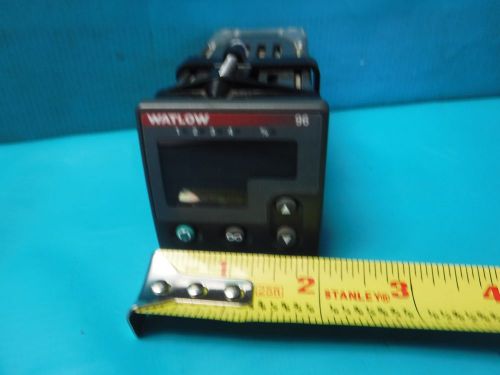 USED WATLOW TEMPERATURE CONTROL 96 100-240V