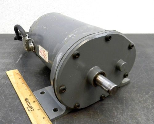 DAYTON GEAR MOTOR ELECTRIC MOTOR 115 V 1/4 HP 65 RPM 1-PH GEARMOTOR