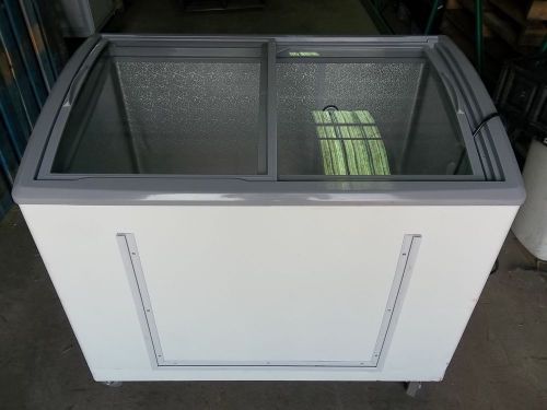 Freezer showcase, chest, acadia xs-248y, sliding glass top, curved for sale
