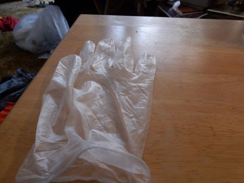 Ambidextrous disposable Vinyl gloves powered 100 Large