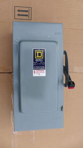 SQUARE D SAFETY SWITCH H 323 N 100 Amp box, with fuses