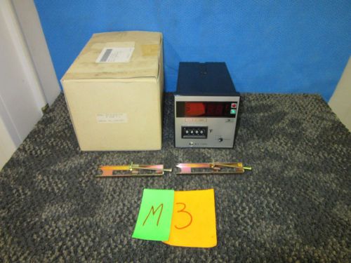 Sigma temp temperature control controller box 0-1600 f dd10-0601cmn 120-240 new for sale